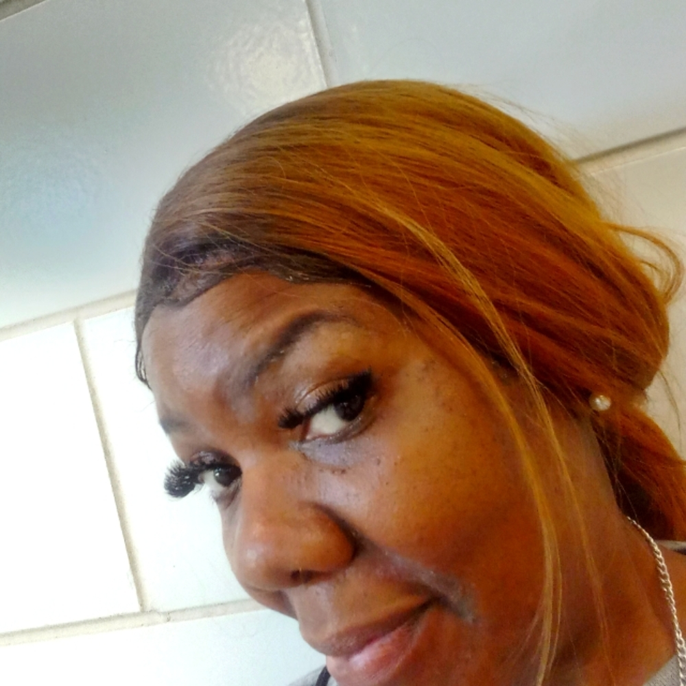 Meet your Posher, Tonya
